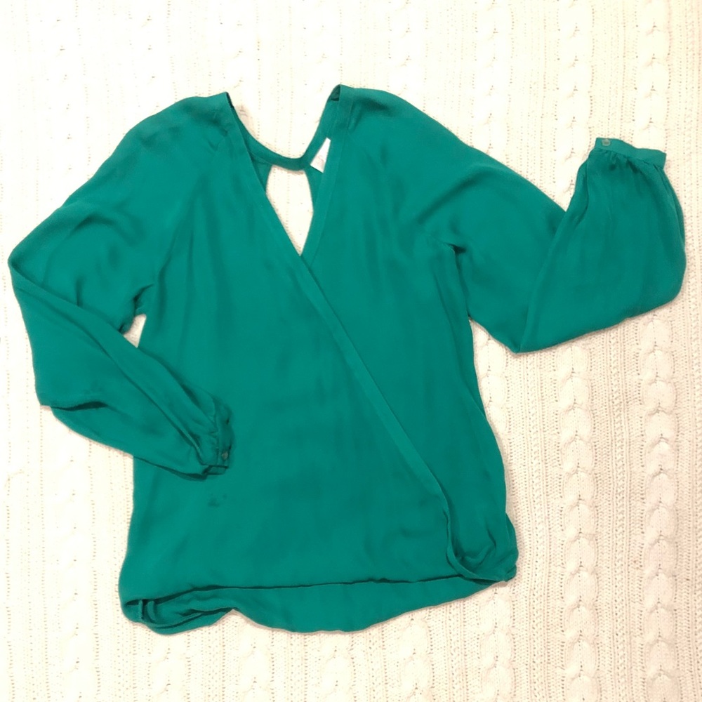 Parker blouse with open back detail